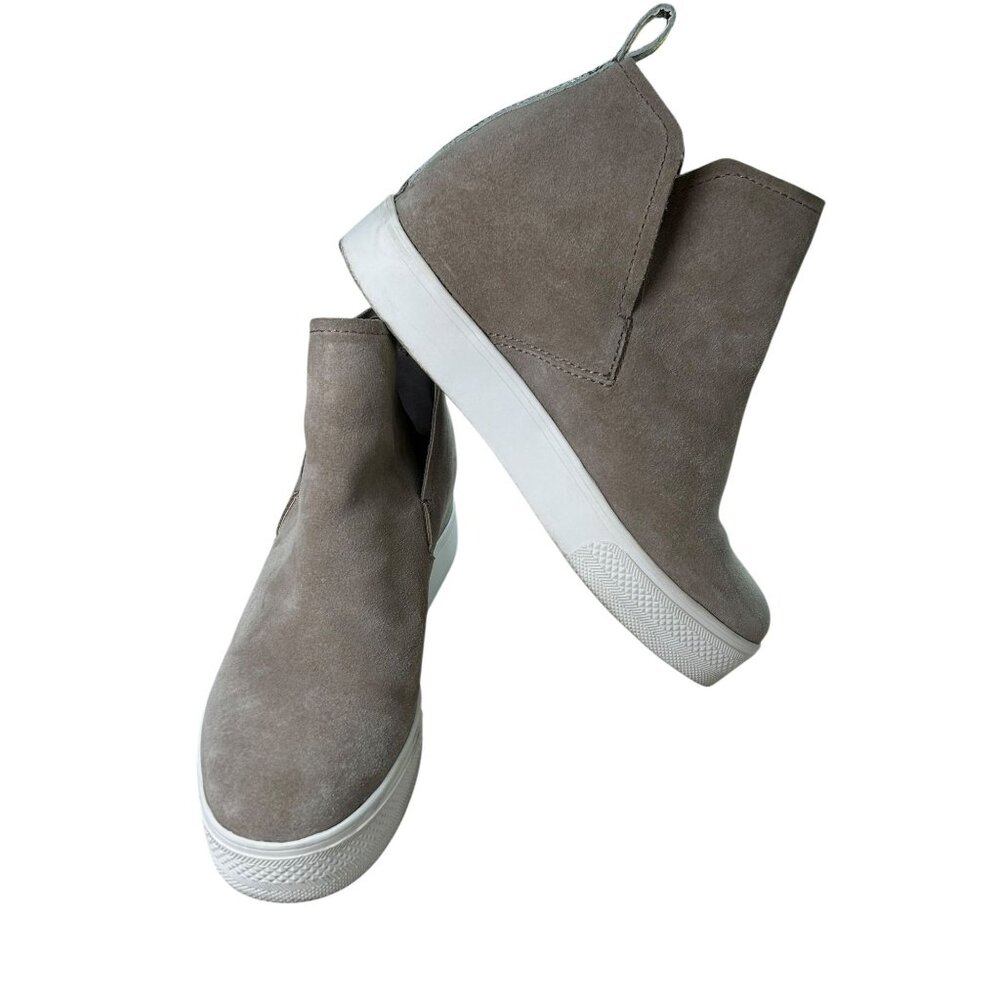 Dolce Vita Tan Beige Suede Ankle Booties Women's Sz 7.5 Wedge Boots Pull On